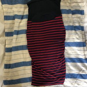 Pea in the Pod Maternity Knee Length Skirt